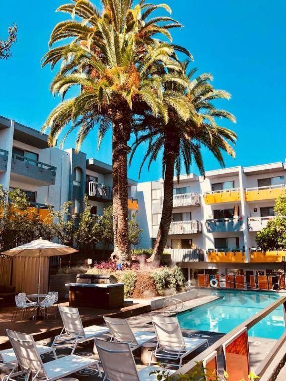 Apartament Hollywood Studio With Pool And Balcony Los Angeles Zewnętrze zdjęcie