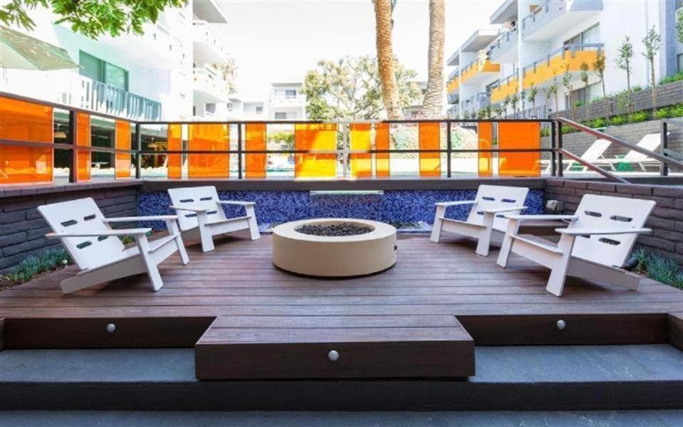 Apartament Hollywood Studio With Pool And Balcony Los Angeles Zewnętrze zdjęcie